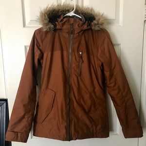 Beautiful Burton women’s snowboarding jacket